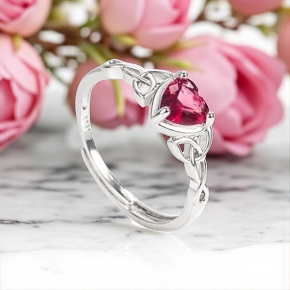 Elegant 925 Sterling Silver Heart-Shape Ring With A Beautiful Red Stone - NWOT